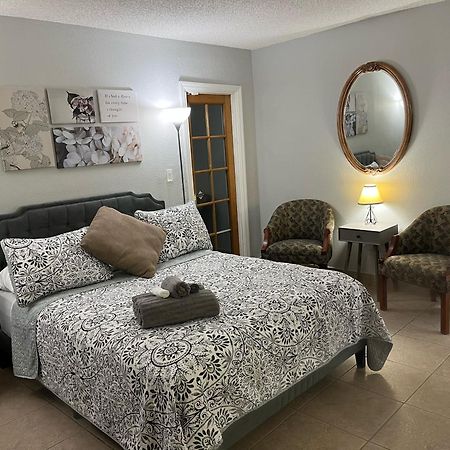 Amazing & Cozy Duplex Near Zoo Miami ! Villa Eksteriør bilde
