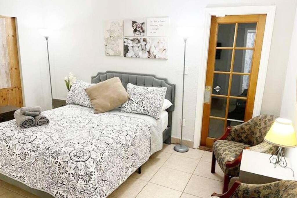 Amazing & Cozy Duplex Near Zoo Miami ! Villa Eksteriør bilde