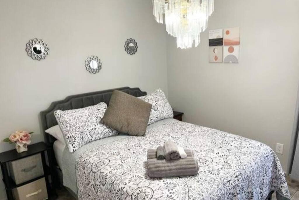 Amazing & Cozy Duplex Near Zoo Miami ! Villa Eksteriør bilde